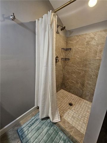 2138 Donald Lee Hollowell NW Parkway, Atlanta, GA 30318