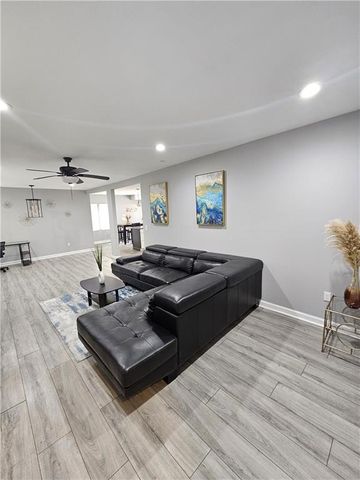 2138 Donald Lee Hollowell NW Parkway, Atlanta, GA 30318