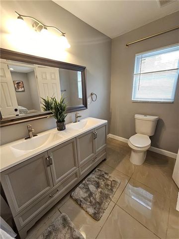 2138 Donald Lee Hollowell NW Parkway, Atlanta, GA 30318