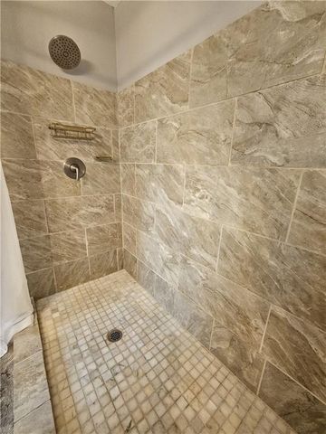 2138 Donald Lee Hollowell NW Parkway, Atlanta, GA 30318