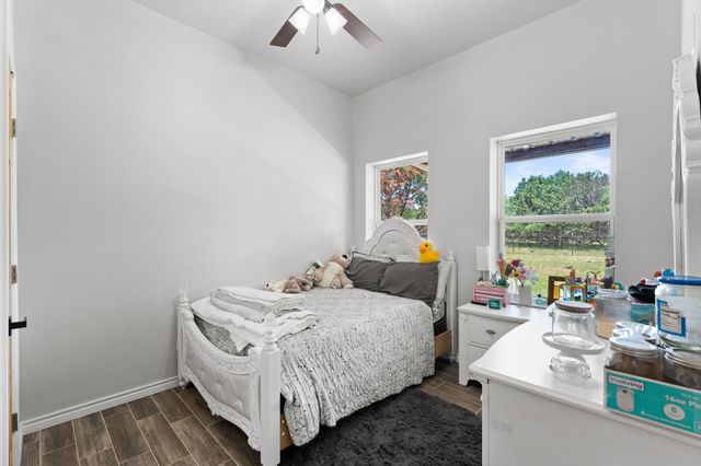 181 Private Road 197, Blum, TX 76627