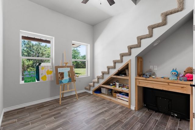 181 Private Road 197, Blum, TX 76627