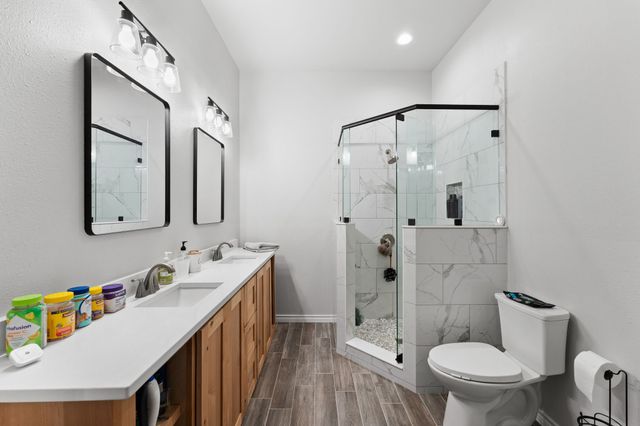 181 Private Road 197, Blum, TX 76627