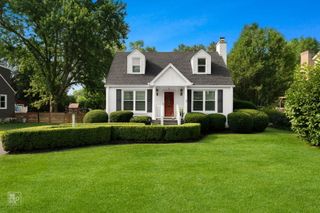 71 Esther Street, Crystal Lake, IL 60014
