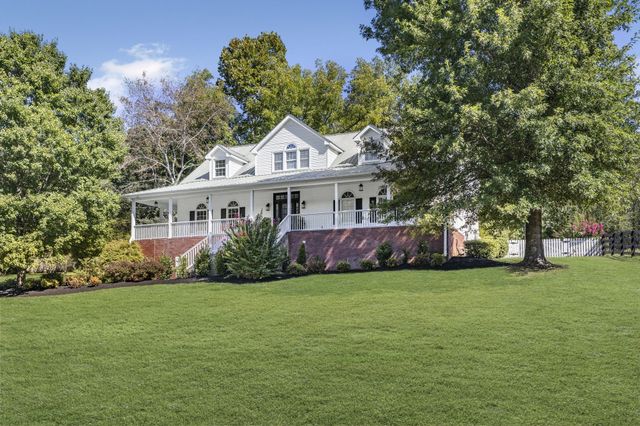 8756 Poplar Creek Rd, Nashville, TN 37221