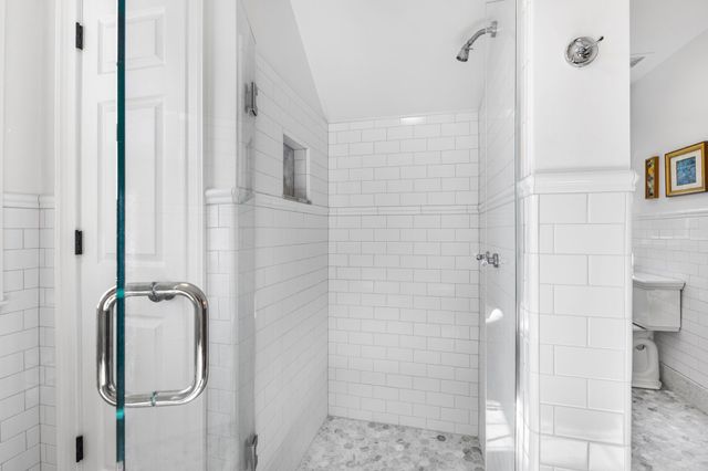 8756 Poplar Creek Rd, Nashville, TN 37221