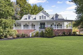 8756 Poplar Creek Rd, Nashville, TN 37221