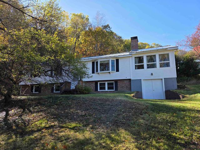21 Evenchance Road, Enfield, NH 03748