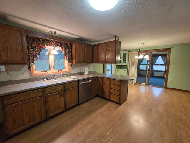 21 Evenchance Road, Enfield, NH 03748