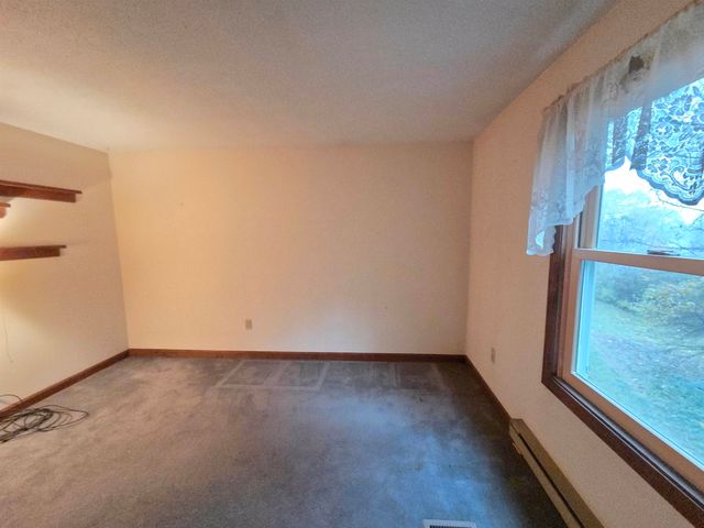 21 Evenchance Road, Enfield, NH 03748