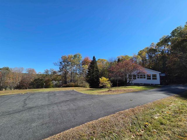 21 Evenchance Road, Enfield, NH 03748