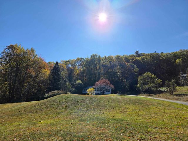 21 Evenchance Road, Enfield, NH 03748