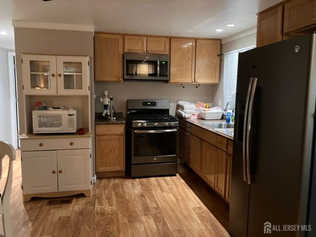 409 Lane E Lane, Hazlet, NJ 07730