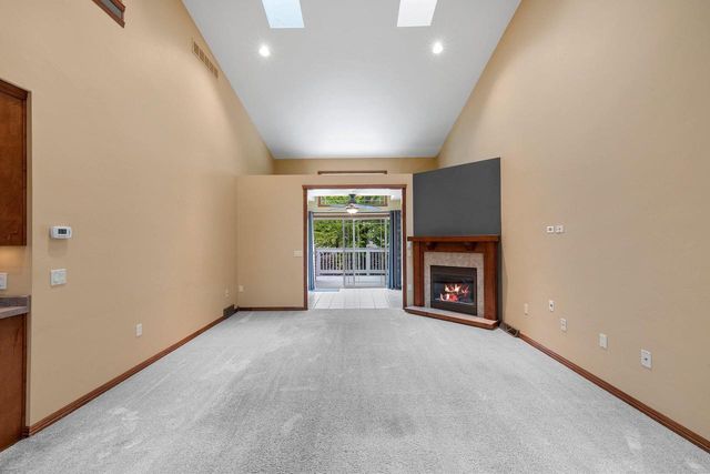 1243 PRAIRIE FALCON TRAIL, Green Bay, WI 54313