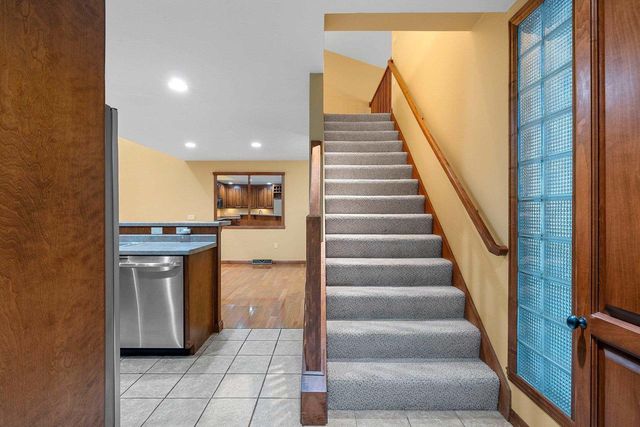 1243 PRAIRIE FALCON TRAIL, Green Bay, WI 54313