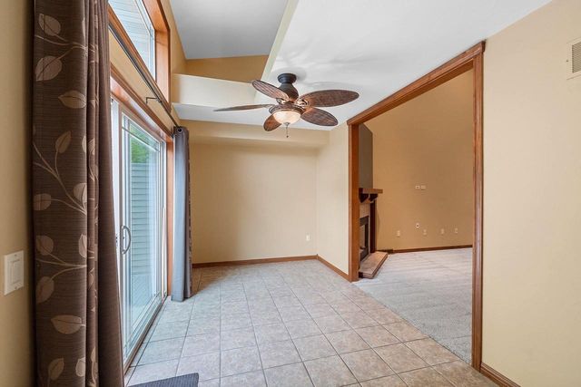 1243 PRAIRIE FALCON TRAIL, Green Bay, WI 54313
