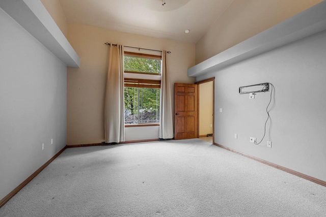 1243 PRAIRIE FALCON TRAIL, Green Bay, WI 54313