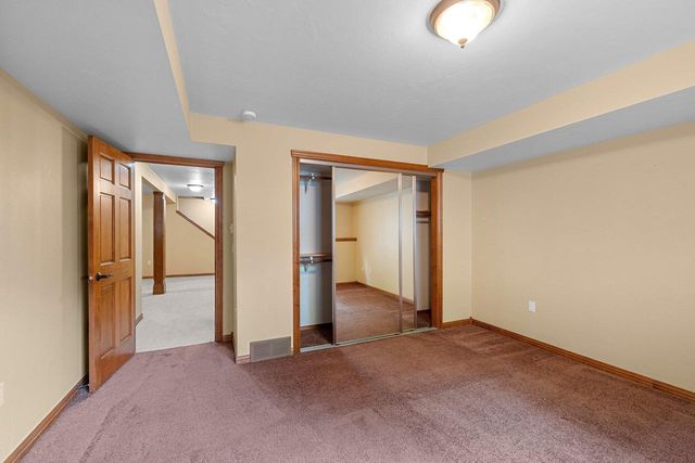 1243 PRAIRIE FALCON TRAIL, Green Bay, WI 54313