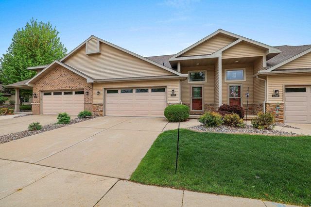 1243 PRAIRIE FALCON TRAIL, Green Bay, WI 54313