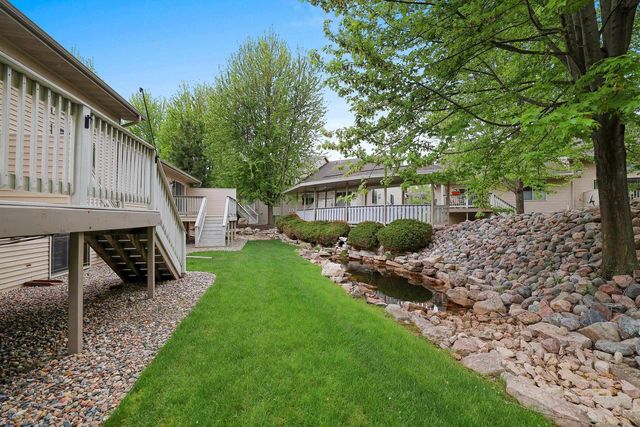 1243 PRAIRIE FALCON TRAIL, Green Bay, WI 54313