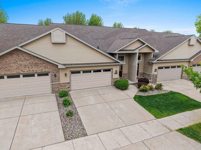 1243 PRAIRIE FALCON TRAIL, Green Bay, WI 54313