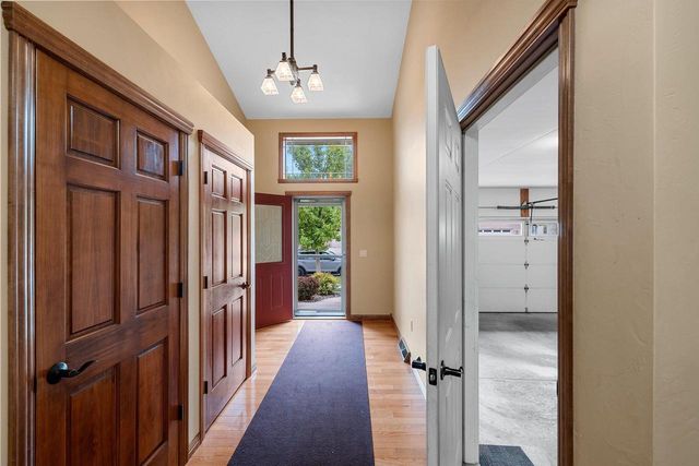 1243 PRAIRIE FALCON TRAIL, Green Bay, WI 54313