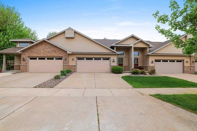 1243 PRAIRIE FALCON TRAIL, Green Bay, WI 54313