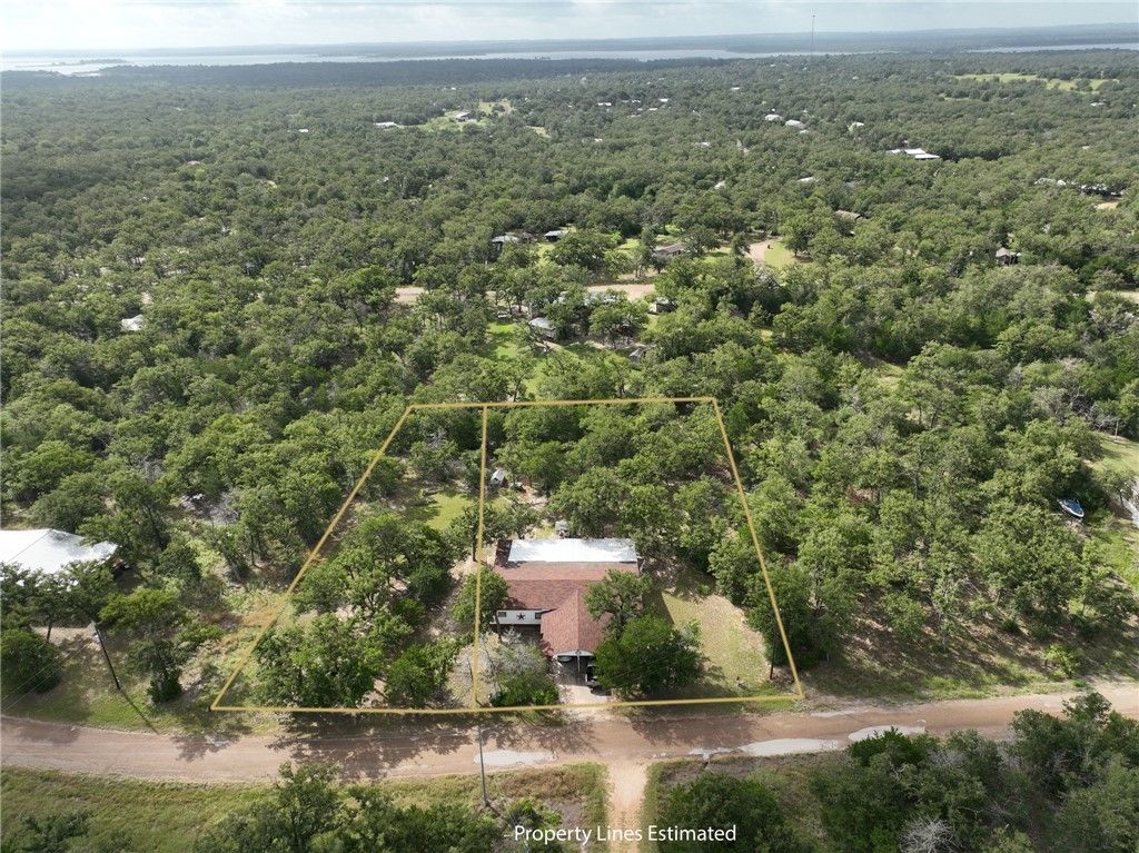 516 Wilderness Road, Somerville, TX 77879 — photo 2