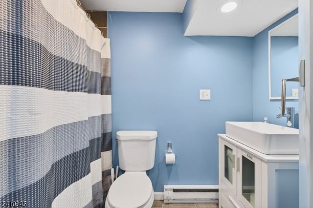 295 Tremont Ave, North Plainfield Boro, NJ 07063