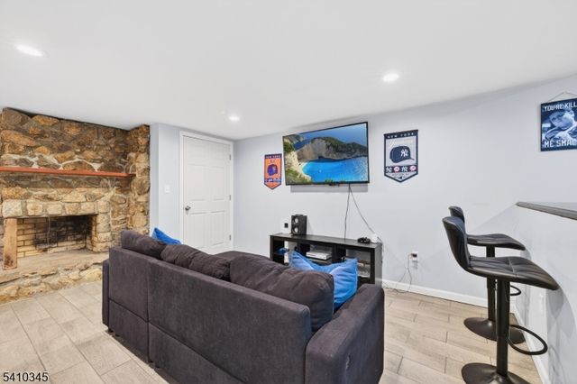 295 Tremont Ave, North Plainfield Boro, NJ 07063