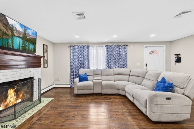 295 Tremont Ave, North Plainfield Boro, NJ 07063