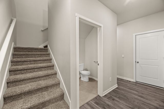 2302 SW Plaza Parkway, Ankeny, IA 50023