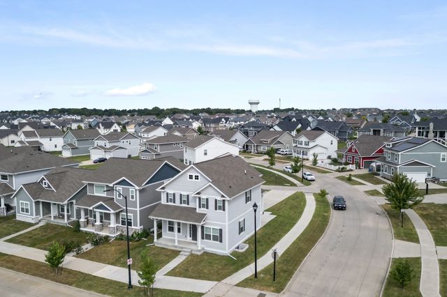 2302 SW Plaza Parkway, Ankeny, IA 50023