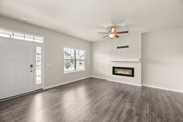 2302 SW Plaza Parkway, Ankeny, IA 50023