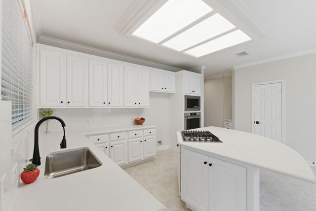 4210 Olive Oak Court, Houston, TX 77059