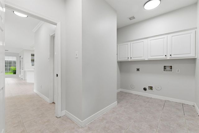 4210 Olive Oak Court, Houston, TX 77059