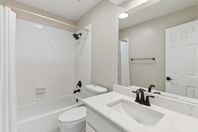 4210 Olive Oak Court, Houston, TX 77059