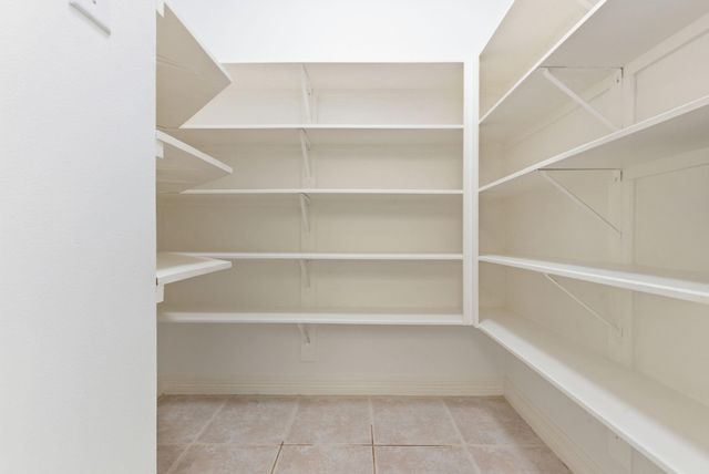 4210 Olive Oak Court, Houston, TX 77059