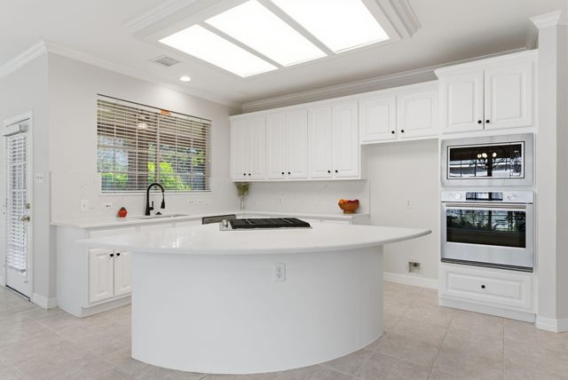 4210 Olive Oak Court, Houston, TX 77059