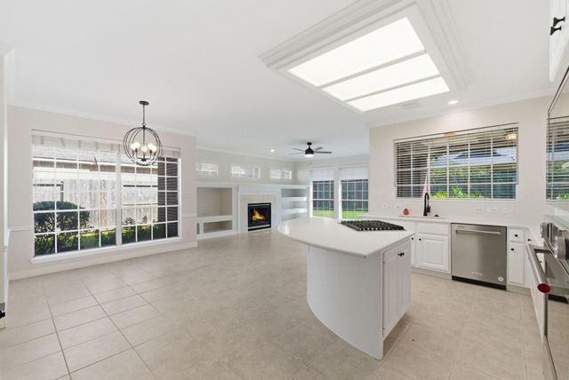 4210 Olive Oak Court, Houston, TX 77059