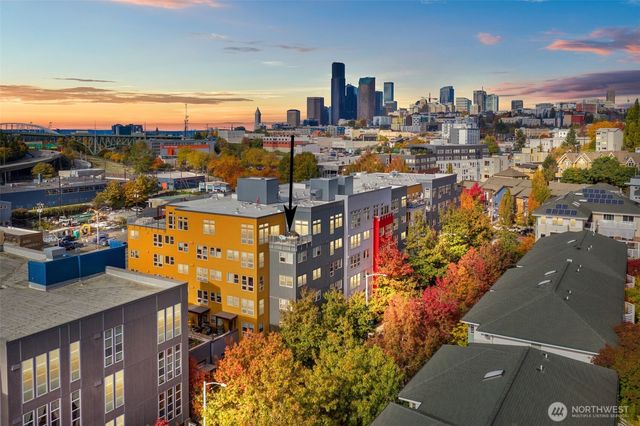 827 Hiawatha Place S #612, Seattle, WA 98144