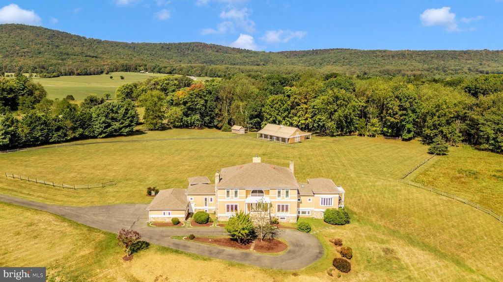 12 BARLEY FIELD, Dickerson, MD 20842