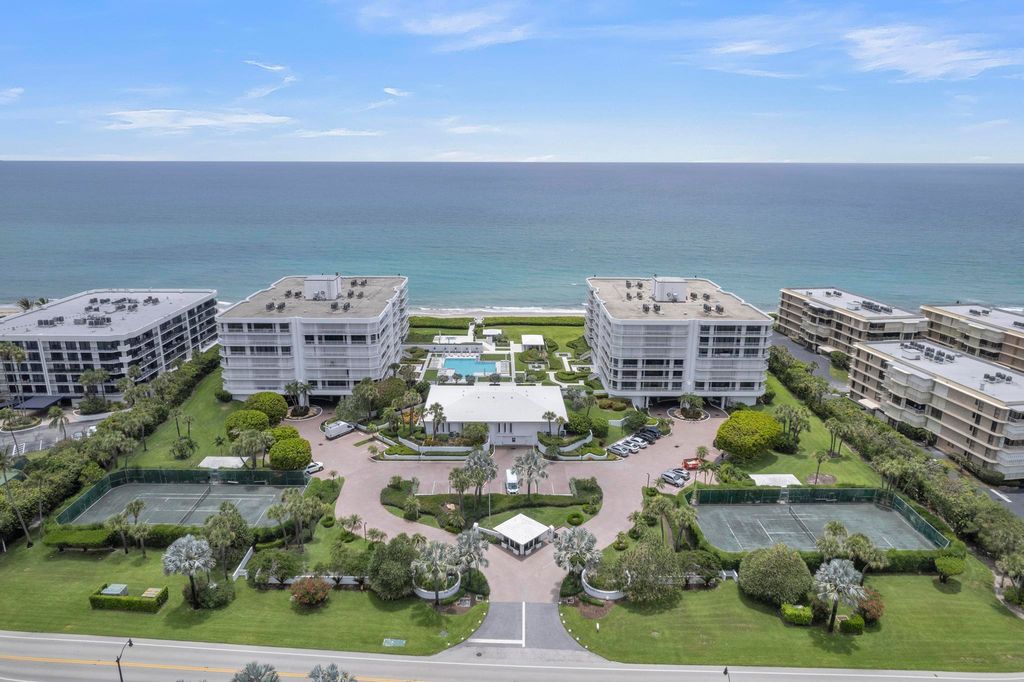 3170 S Ocean Boulevard S 305, Palm Beach, FL 33480