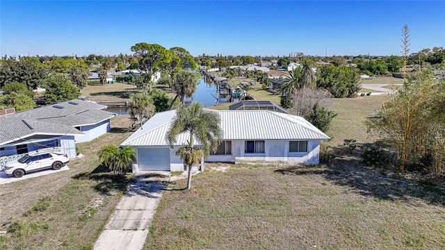 157 DEERFIELD AVENUE NE, Port Charlotte, FL 33952