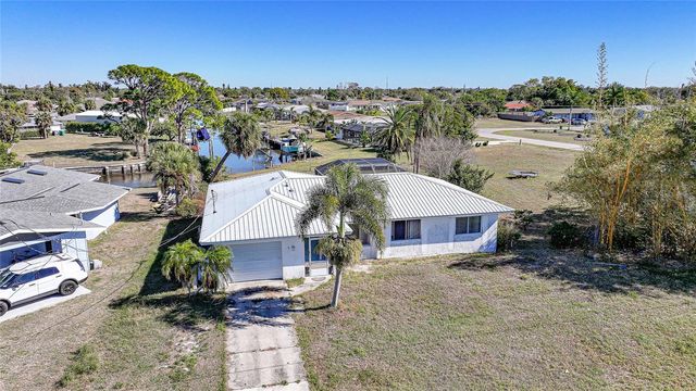157 DEERFIELD AVENUE NE, Port Charlotte, FL 33952