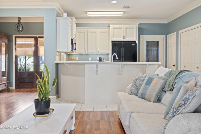 406 Deer Meadow Boulevard, Broussard, LA 70518