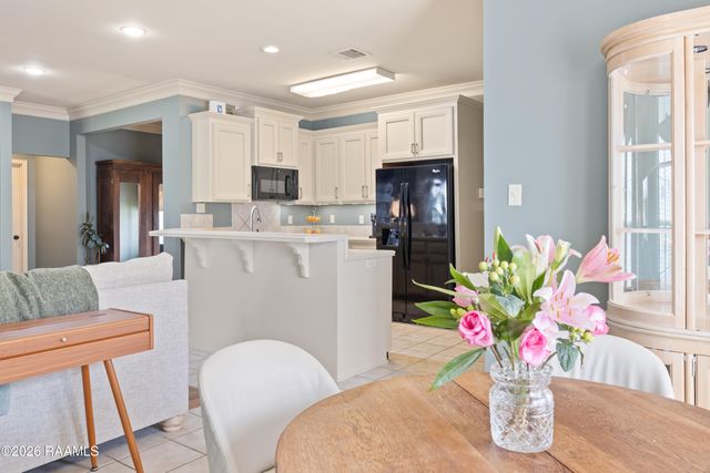 406 Deer Meadow Boulevard, Broussard, LA 70518