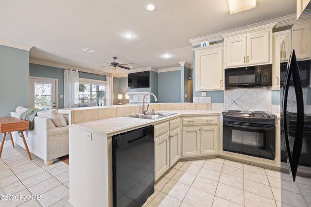 406 Deer Meadow Boulevard, Broussard, LA 70518