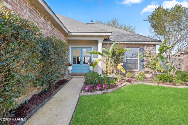 406 Deer Meadow Boulevard, Broussard, LA 70518