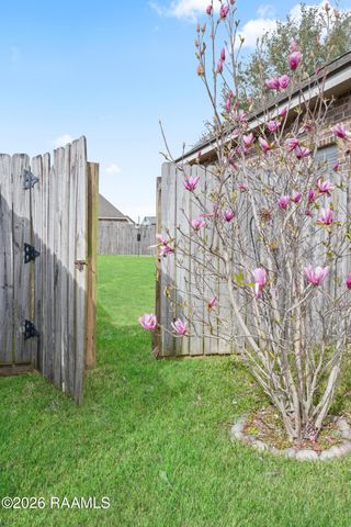 406 Deer Meadow Boulevard, Broussard, LA 70518